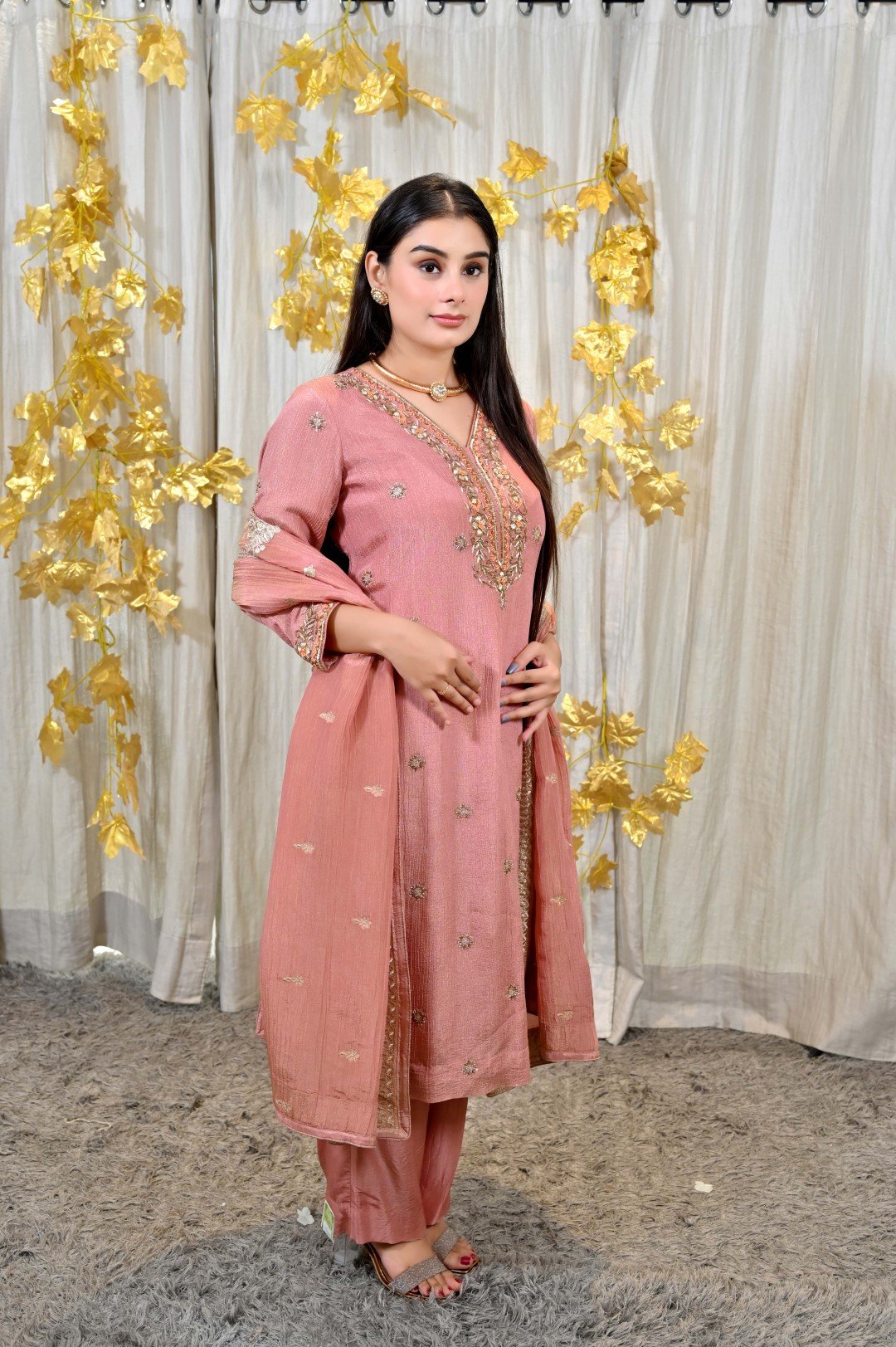 Elegant Blush Pink Embroidered Suit Set - Image 3