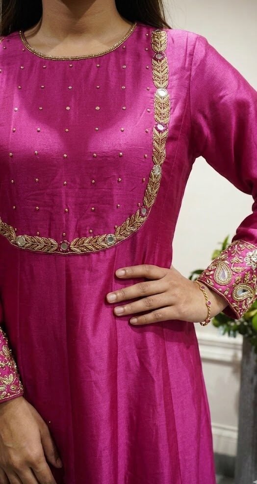 Gulnaar Silk Flare Set - Image 3